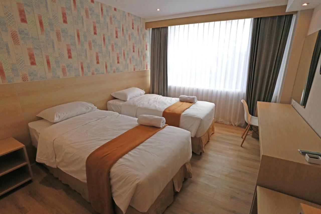 Hotel Lereng Bromo Pasuruan Exterior photo