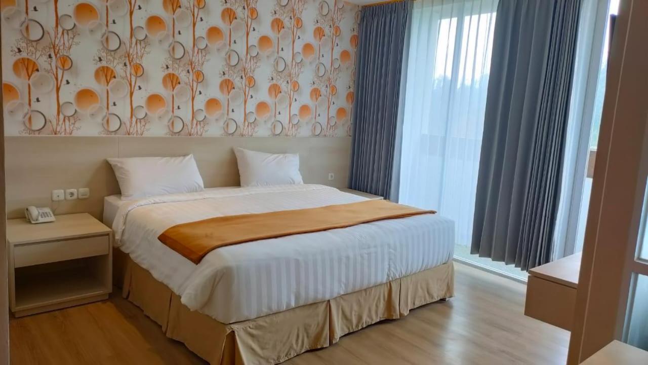 Hotel Lereng Bromo Pasuruan Exterior photo