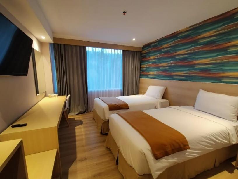 Hotel Lereng Bromo Pasuruan Exterior photo